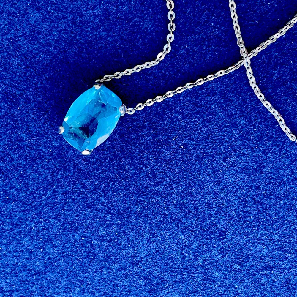 AVON Blue Topaz Colored Gemstone Necklace - Picture 3 of 4